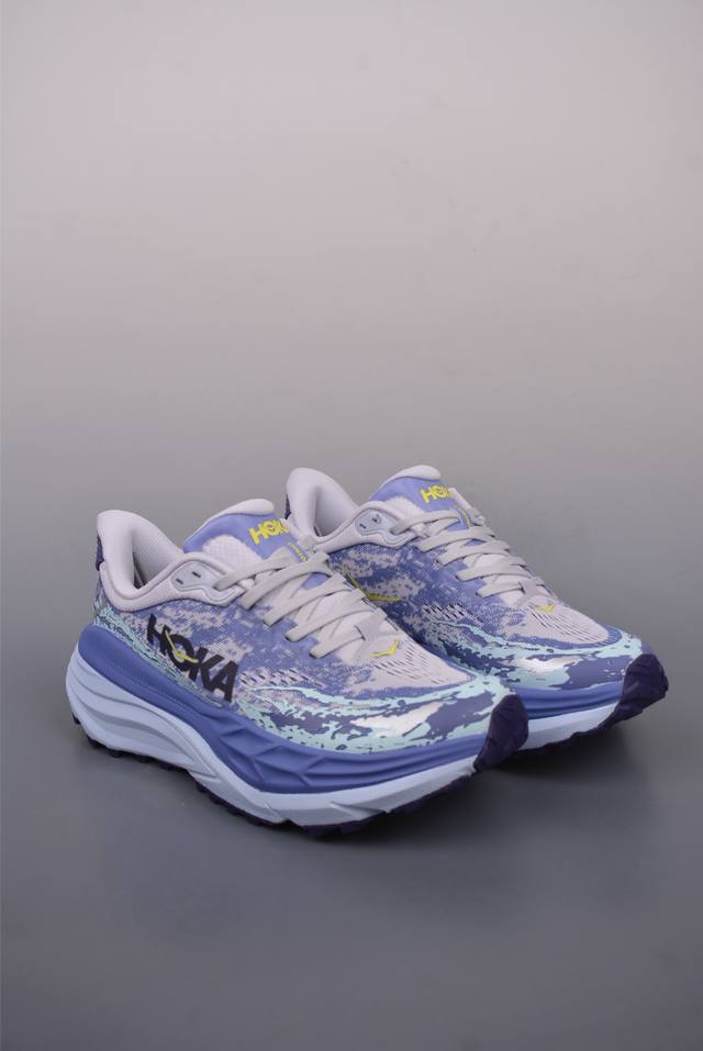 Hoka One One Stinson 7 低帮专业越野跑步鞋 实拍首发 这款鞋5Mm的前后掌落差能让你贴近自然跑的步态 使你的身体对鞋子的缓震和支撑特性依赖