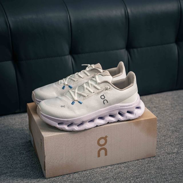 核心私 On昂跑 Cloudtilt Loewe 户外街头机能风跑步鞋 Cloud Hi Edge户外机能融合街头潮流 越界开启全新都市探索 Cloudtec专