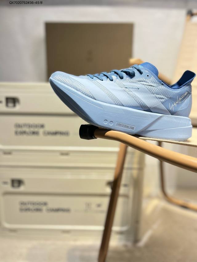 Y-3 Adidas Adizero Adios Pro 4M 马拉松飞线贾卡轻质透气休闲运动跑步鞋 采用双层透气网纱 Flywire动态飞线绑缚鞋面材质 内置