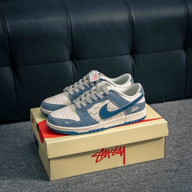核心私 Nike Dunk 全套原楦原模倾力打造完美版型 独家原厂航空铝磨具打磨大底 鞋头坡度极致还原 无解鞋型 原盒原配 圈内天花板工艺 原厂冲刀 超高清洁度