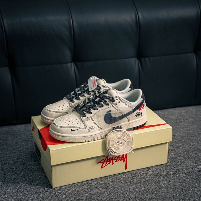 核心私 Nike Dunk 全套原楦原模倾力打造完美版型 独家原厂航空铝磨具打磨大底 鞋头坡度极致还原 无解鞋型 原盒原配 圈内天花板工艺 原厂冲刀 超高清洁度
