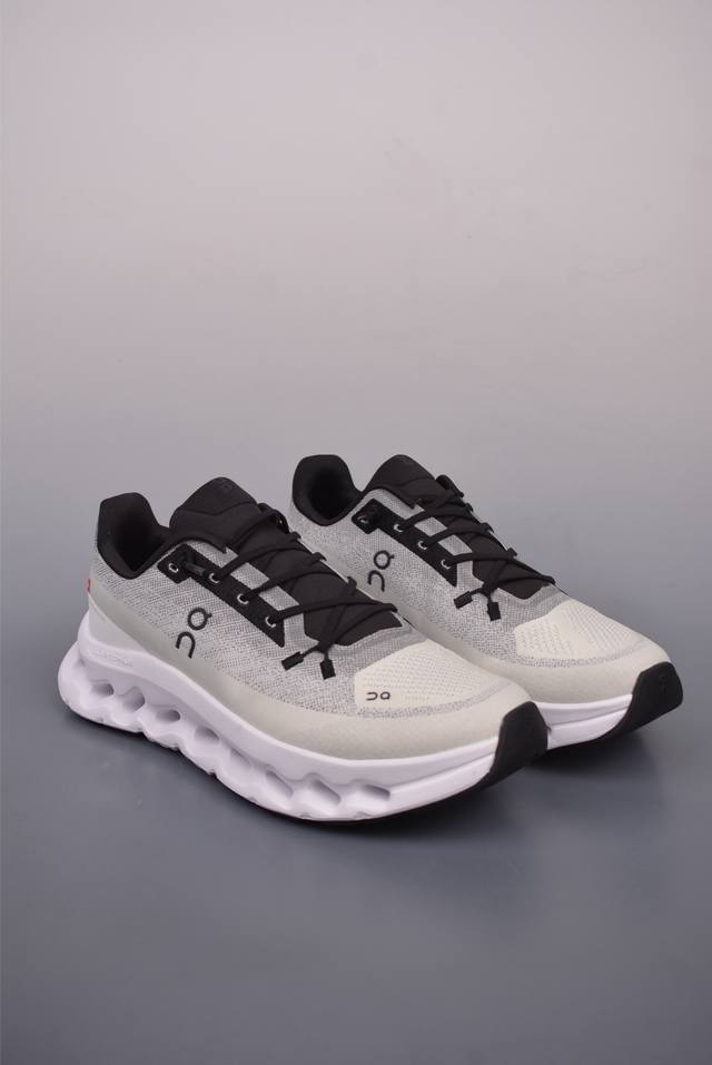 On昂跑 Cloudtilt Loewe 户外街头机能风跑步鞋 Cloud Hi Edge户外机能融合街头潮流 越界开启全新都市探索 Cloudtec专利科技鞋