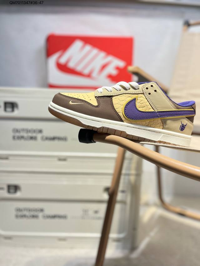 耐克Nike Dunk Low 板鞋Sb系列经典百搭休闲运动板鞋加厚鞋舌的填充，使舒适性大大提升，同时也更方便穿脱中底部分则加入了脚感柔软舒适Zoomair气垫