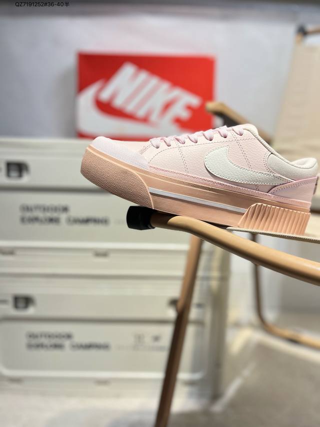 Nike 耐克 采用猪巴革鞋面材质，外置橡胶耐磨大底融穿起来超显腿长，耐克Nike Court Legacy Lift 学院产物系列低帮小包头经典松糕厚底百搭休
