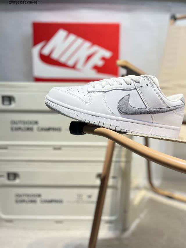 耐克Nike Dunk Low 板鞋Sb系列经典百搭休闲运动板鞋加厚鞋舌的填充，使舒适性大大提升，同时也更方便穿脱中底部分则加入了脚感柔软舒适Zoomair气垫