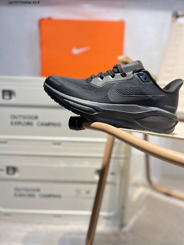 Nk Air Zoom Pegasus 41 登月跑鞋 登月41代超轻网面跑步鞋 脚跟区域营造出色舒适度，而在鞋底部分，搭载全掌型Zoom Air配置耐克网面透
