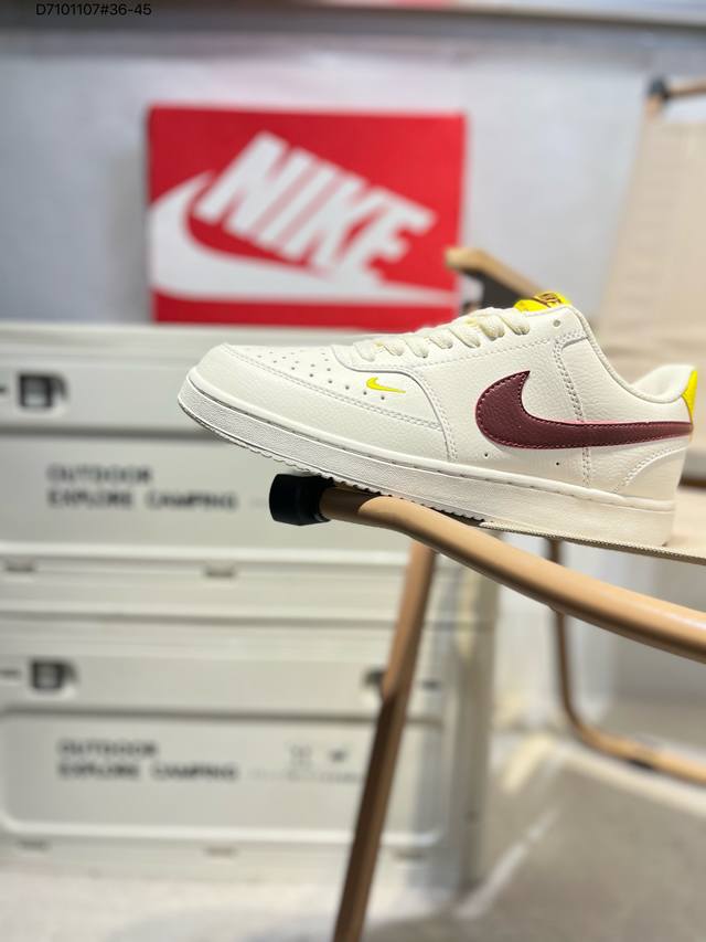 Nike Court Vision Lo 低帮百搭 透气休闲运动板鞋 兼顾舒适脚感和出众风范 演绎匠心之作 结构性的支撑贴合感结合复古篮球设计 货号:Cd543