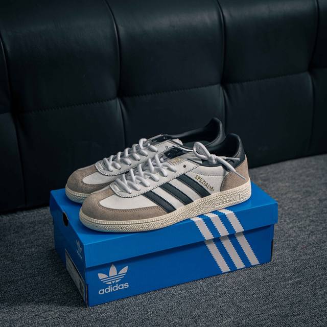 核心私 阿迪达斯Adidas Handball Spezial 舒适百搭防滑耐磨 低帮 德训板鞋男女同款 货号：If3741 尺码：36 36.5 37.5 3