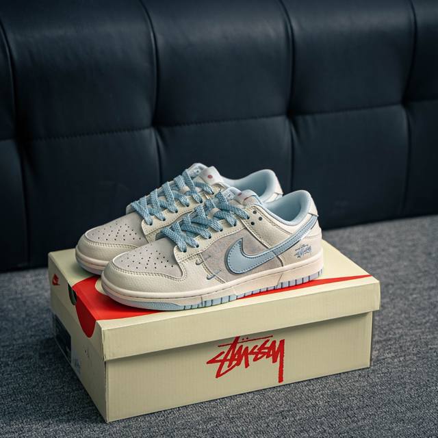 核心私 Nike Dunk 全套原楦原模倾力打造完美版型 独家原厂航空铝磨具打磨大底 鞋头坡度极致还原 无解鞋型 原盒原配 圈内天花板工艺 原厂冲刀 超高清洁度