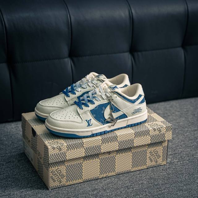 核心私 Nike Dunk 全套原楦原模倾力打造完美版型 独家原厂航空铝磨具打磨大底 鞋头坡度极致还原 无解鞋型 原盒原配 圈内天花板工艺 原厂冲刀 超高清洁度