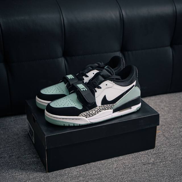 核心私 Nike Air Jordan Legacy 312 Low 乔丹 Aj 312 最强三合一混合版 有着交错结合的设计，它的名字就展现出它所包含的鞋款元
