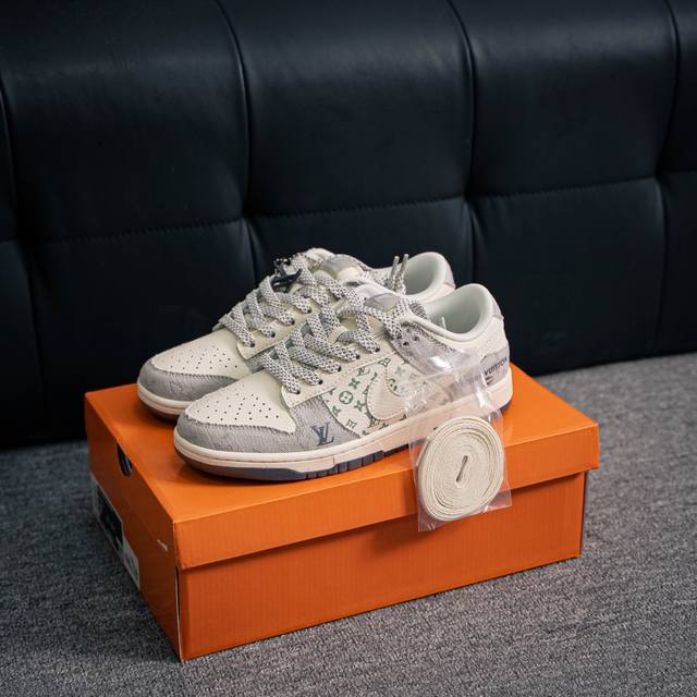 核心私 Nike Dunk 全套原楦原模倾力打造完美版型 独家原厂航空铝磨具打磨大底 鞋头坡度极致还原 无解鞋型 原盒原配 圈内天花板工艺 原厂冲刀 超高清洁度