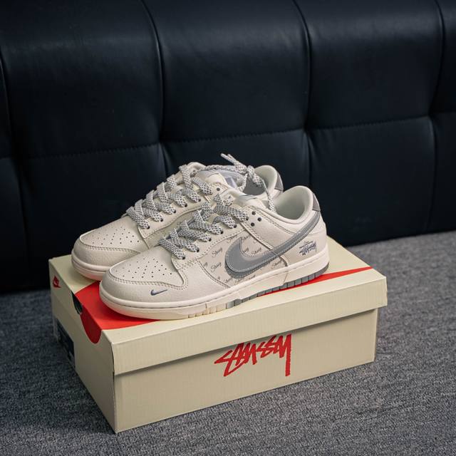 核心私 Nike Dunk 全套原楦原模倾力打造完美版型 独家原厂航空铝磨具打磨大底 鞋头坡度极致还原 无解鞋型 原盒原配 圈内天花板工艺 原厂冲刀 超高清洁度