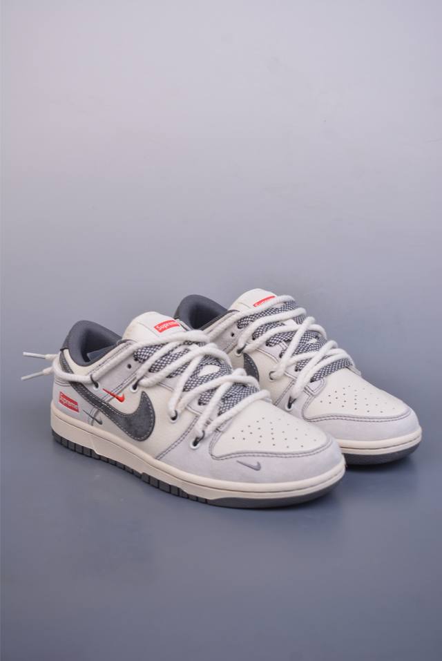Nike Sb Dunk Low Supreme联名 解构抽绳鞋带 纯原大厂出品 极力推荐 原装头层材料 独家版型蒸餾加工 帶來的是更好的视觉和脚感体验 大厂纯