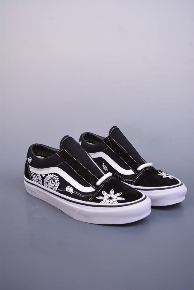 Vans Old Skool 玖制 腰果花 经典黑白复古高街百搭休闲帆布鞋 手绘腰果花印第安风 小众且高级 货号：Vn000D3Hy28 尺码：35 36 36
