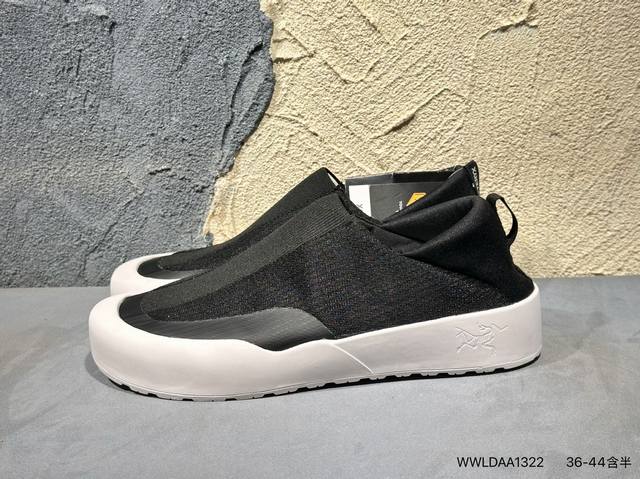 新品上市实拍 Arcteryx Konseal Lt W 始祖鸟 此款鞋采用近几年比较流行的版型设计，外观时尚大气，鞋底采用耐磨的材质，穿上它，让您在平时生活和