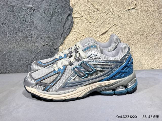 新品上市实拍 New Balance Warped Runner Uwrpomob 复古休闲运动慢跑鞋，破坏解构做旧，步态稳定。T-Beam大底提供足步弓支撑，