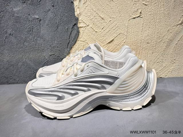 新品上市实拍 Ad Xlg Mtw系列 黑灰红 宽底舒适防滑缓震低帮跑步鞋 颠覆传统，创新科技和独特设计，释放潜能。超宽大底设计，提高稳定性和支撑力。采用最新M