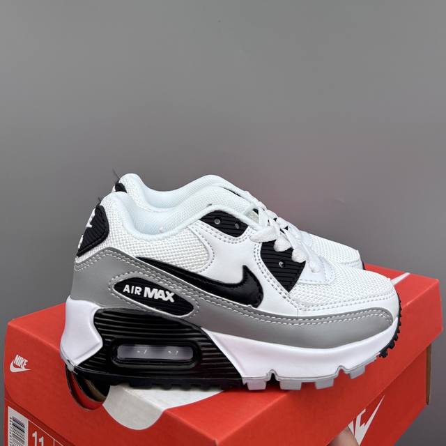 Nik..E Air Max 90 原单版新款运动汽垫减震儿童休闲鞋 Size：28-35码 新工艺 经典手球鞋 优质面料拼接，质感满满 橡胶耐磨防滑大底，脚感