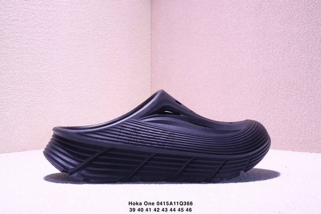 Hoka One One Bubble Crush Clog 夏季舒适防滑耐磨圆头拖鞋 Farfetch Eva发泡材质沙滩鞋 洞洞鞋 Size:39-46码