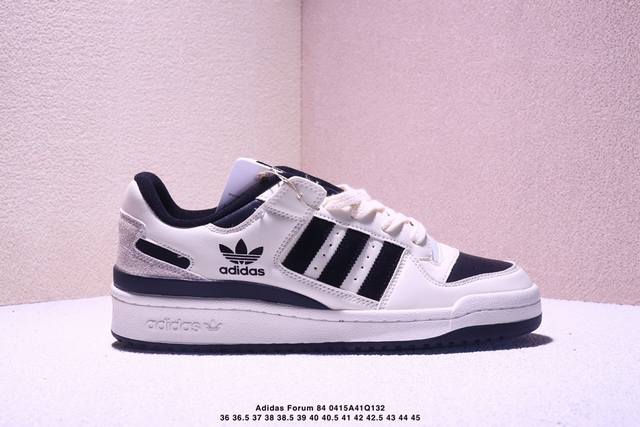 公司级Adidas 阿迪达斯 升级原楦原纸版数据开发版型，采用固色翻毛皮组合牛津布鞋面材质，全新独立开发Rb耐磨橡胶外底组合外露轻量Eva中底缓震嵌片最近超级火
