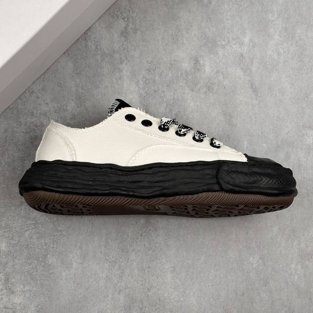 本地 核心私 Mmy Maison Mihara 帆布面 Yasuhiro Wayne Original Sole Leather Low Sneaker贝壳头