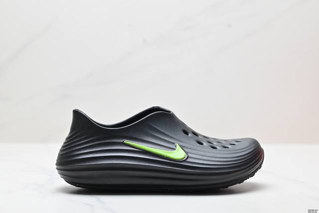 公司级Nike Reactx Rejuven8 耐克 简约舒适 洞洞鞋 由兼具轻便性和耐用性的Eva泡沫打造 拖鞋的外观十分吸引人 融合了舒适与时尚的元素 延续