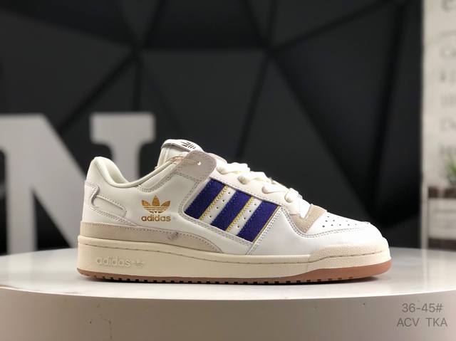 公司级带半码 阿迪达斯 Adidas Forum Low Cl三叶草低邦 经典魔术贴复古板鞋 男女潮流休闲鞋 官方货号:Jr8033 尺码:36 36.5 37