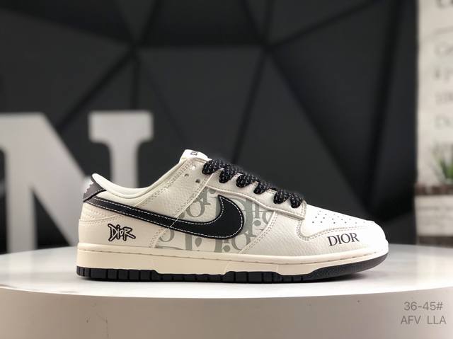 公司级带半码 耐克 Nike Sb Dunk Low 纯原大厂出品 极力推荐 原装头层材料 独家版型蒸餾加工帶來的是更好的视觉和脚感体验大厂纯原品质出货 清洁度