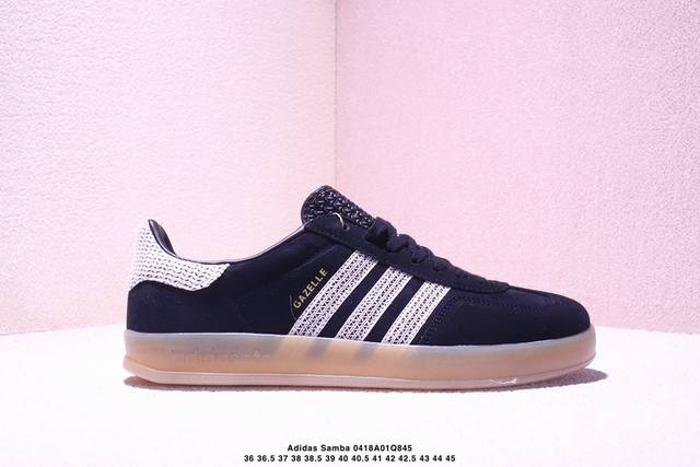 阿迪达斯Adidas三叶草 Originals Samba Vegan Og桑巴舞系列绅士德训足球百搭皮革板鞋 货号：Jl2755 尺码：36～45带半码 Xm