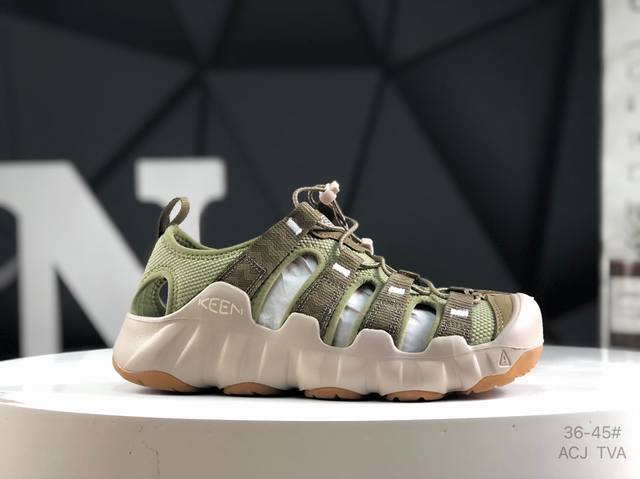 Keen 科恩 运动 凉鞋，源自美国的户外休闲鞋品牌，以创新、高品质、高科技以及舒适著称。其独特的设计，完美融合了功能性与时尚感。宽楦鞋头给予脚趾充分活动空间，