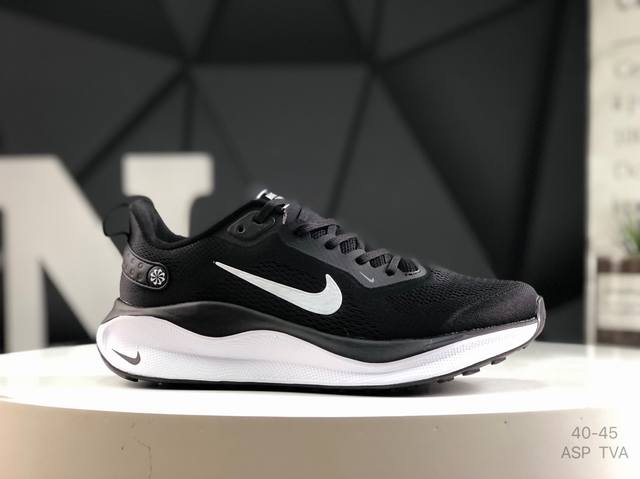 耐克 Nike Infinity Run 5 男子缓震透气公路跑步鞋 该版 Nike Infinity Run 5 采用 Reactx 泡绵，塑就出众支撑性，让