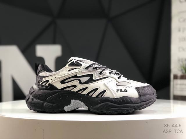 Fila 斐乐 pease 时尚舒适百搭 防滑耐磨 低帮生活休闲鞋 鞋面设计理念源自于历史篮球鞋款 Smash 从其复古鞋面提炼元素 结合板鞋鞋底做现代拼接的混