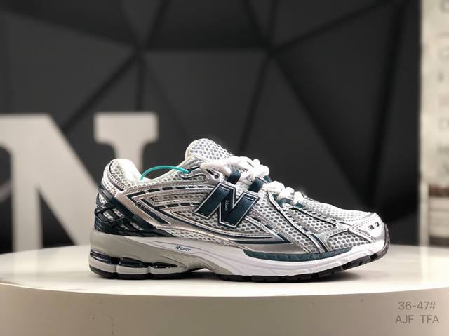 New Balance U1906系列 复古单品宝藏老爹鞋款 公司级 复古元素叠加 质感超级棒 楦版型材料细节做工精细 作为Nb最经典的档案鞋型之一 与 2一样