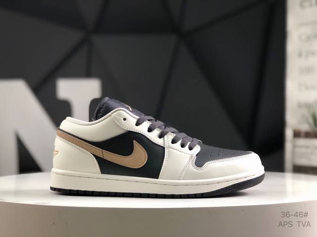 真标带半码 耐克 Air Jordan 1 Low Aj1 乔1 联名 倒钩 高端定制 低帮复古文化板鞋 货号：Ih0649 021 定制鞋盒 大厂纯原品质出货