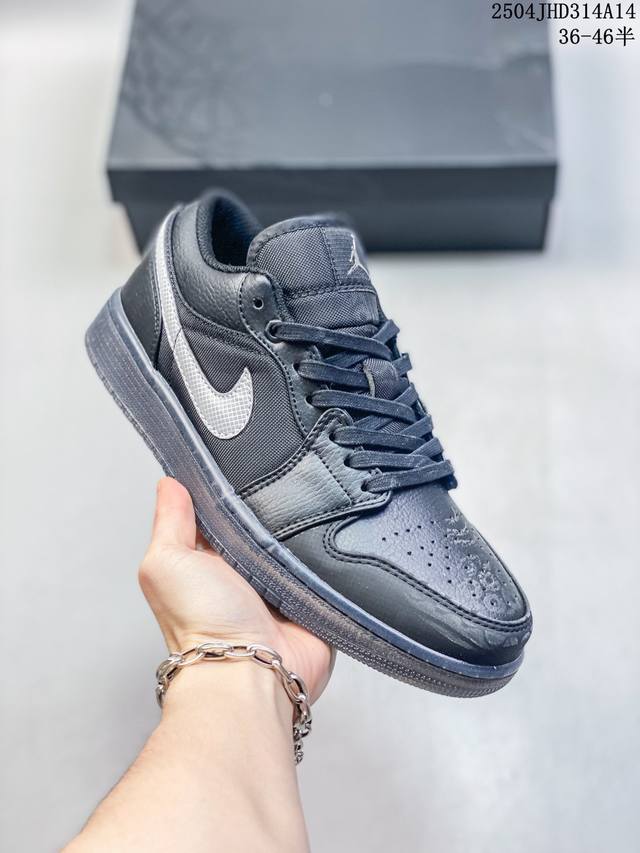 公司级Air Jordan 1 Low Aj1乔1低帮休闲板鞋 同步官方配色 官方货号:Hv5968-001 尺码:36 36.5 37.5 38 38.5 3