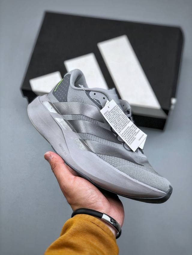 Y版 Ad Adizero Evo Sl M 阿迪超轻透气缓震跑鞋 以令人难以置信的138克重量，刷新了跑鞋轻量化的记录，阿迪在材料科学和工艺技术上的深厚积累。