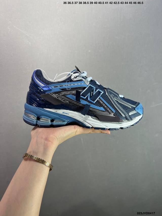 公司级New Balance M1906系列复古单品宝藏老爹鞋款 公司级版本复古元素叠加 质感超级棒 楦版型材料细节做工精细 作为Nb最经典的档案鞋型之一 与