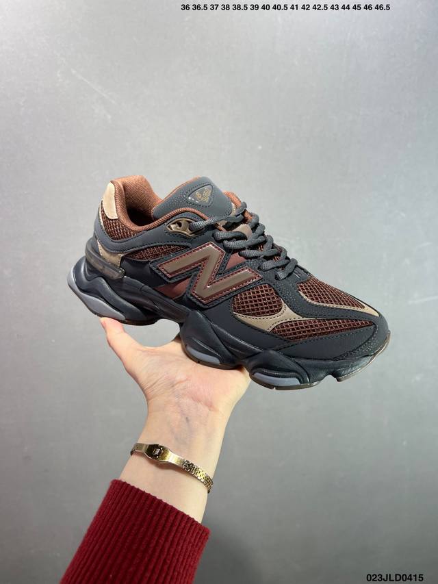 公司级Joe Freshgoods X New Balance Nb9060 联名款 复古休闲运动慢跑鞋 鞋款灵感源自设计师本人对夏日的怀日回忆。鞋面大身由空间