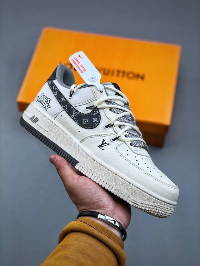 Nike Air Force 1 Low 07 X Louis Vuitton 白黑绑带满天星原楦头原纸板 打造纯正低帮空军版型专注外贸渠道 全掌内置蜂窝气垫