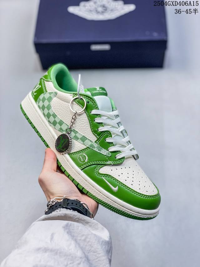 海外爆款限量发售！Travis Scott X Fragment Design X Jordan Air Jordan 1 Low Og Sp “Lv联名 春绿