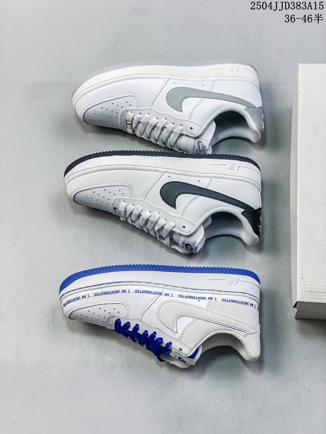 公司级带半码耐克Nike Air Force 1’07 Low空军一号低帮百搭休闲运动板鞋。柔软、弹性十足的缓震性能和出色的中底设计，横跨复古与现代的外型结合，