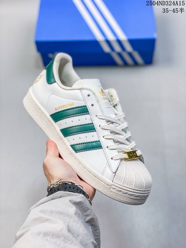 公司级贝壳头阿迪达斯Adidas三叶草 Originals Superstar 贝壳头系列低帮经典百搭休闲运动板鞋 货号:Eg4958 尺码:36 36.5 3