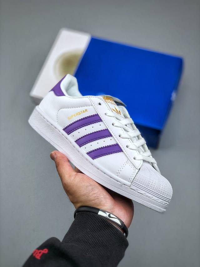 Adidas Originals Superstar 贝壳头 白紫金标 采用全新头层拼接皮革材质 后跟采用特色3D立体印字 渠道正品订单 诠释市场最高工艺水平全