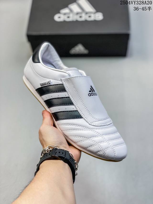 真标带半码阿迪达斯Adidas Taekwondo W 跆拳道薄底鞋 黑白双煞 复古休闲一脚蹬跑步鞋休闲运动鞋 货号:Jq4774 尺码：见图 编码：04Vy3