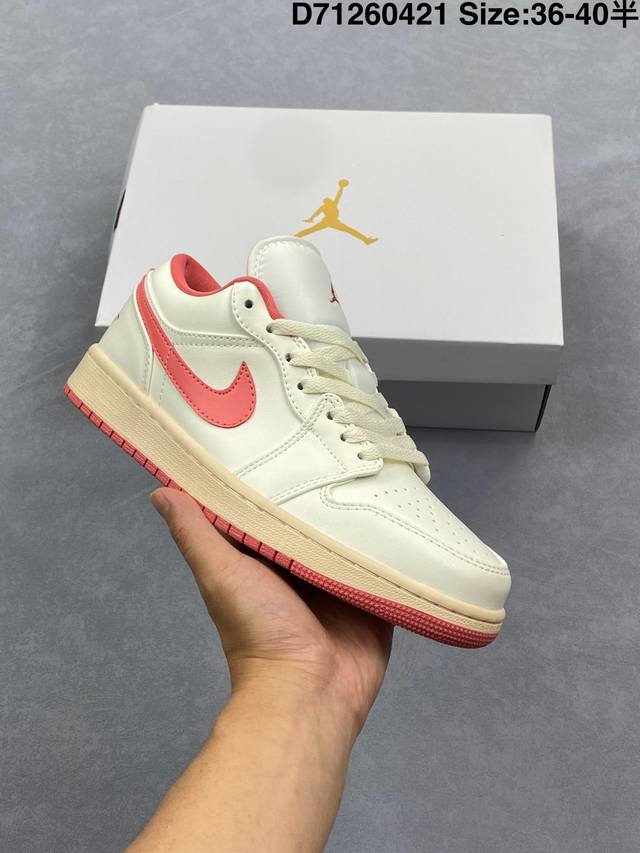 Air Jordan 1 Low Aj1乔1低帮休闲板鞋 同步官方配色 官方货号:Dc0774-001 尺码:如图 D7 421