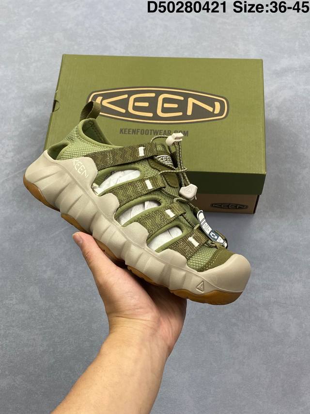 Keen Hyperport H2 水路两用溯溪涉水休闲户外徒步凉鞋 这是一种很轻的厚！全新注入式泡沫中底看着厚，上脚轻！ 很安心的厚！橡胶外底稳固抓地且只用在