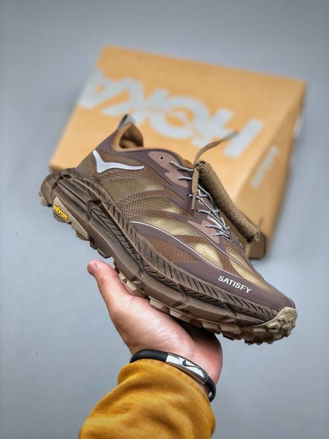 Satisfy X Hoka One One Mafate Speed 4 联名版越野跑鞋 棕色尺码：36-46 半 货号：1 50 Rbbr。