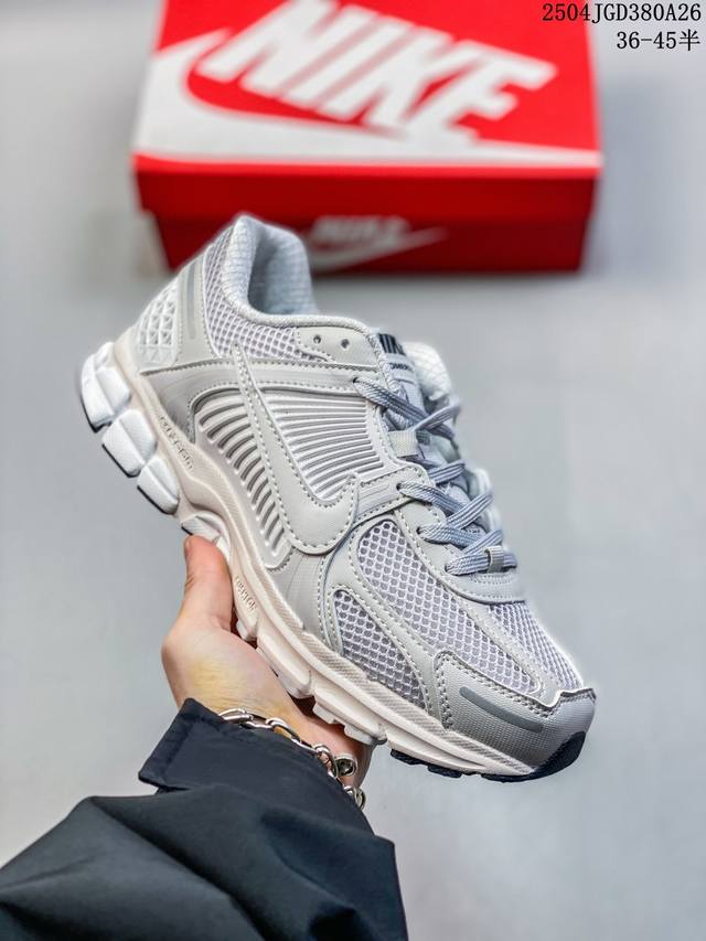 真标带半码 Nike Zoom Vomero5 复古缓震透气跑步鞋Fd9920 Hf0737 Fj7694 尺码：见图 编码：04Jgd380A26