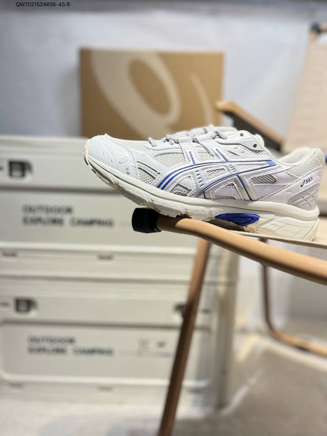 Asics Gel-Nunobiki亚瑟士经典跑鞋 如今机能风和户外风吹得正劲，便是主打“Urban Outdoor机能越野风格”，城市和户外场景都能轻松应对。